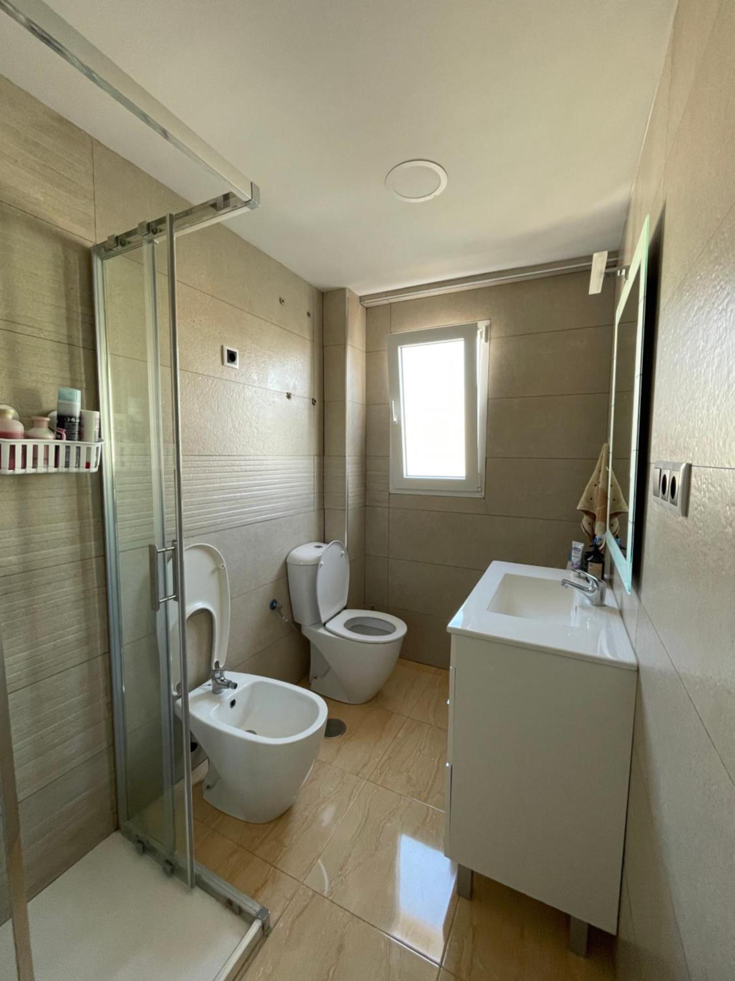 Habitacion En Piso Particular Sol Connect Alicante Ngoại thất bức ảnh